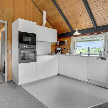 Gorgeous In Hjorring With House Sea View Holiday home Lonstrup